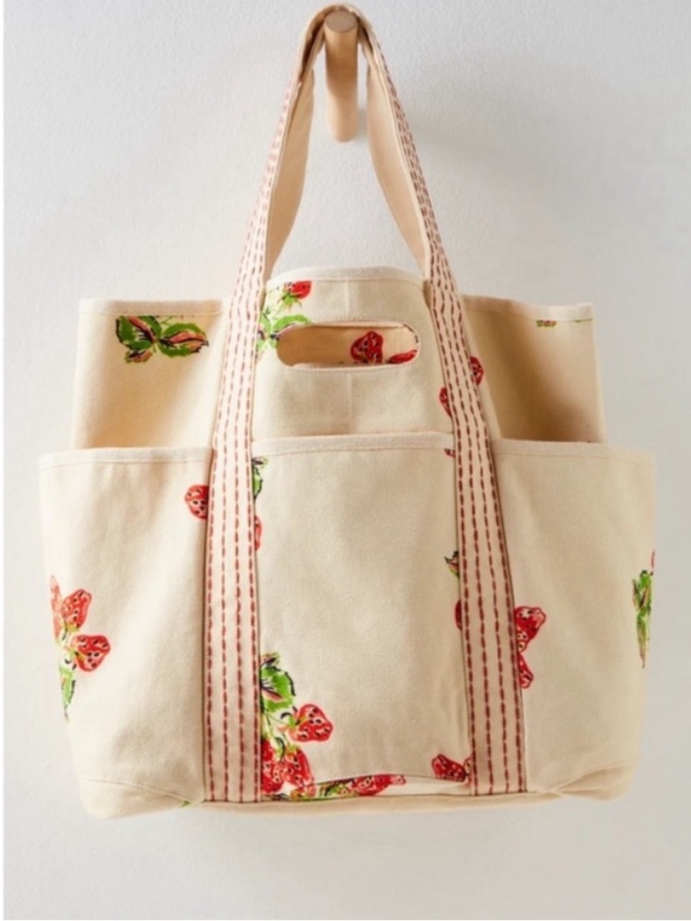 Free People Caravan Tote Strawberry - Picture 1 of 8